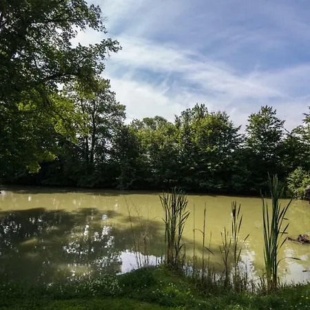 červení Voli Ranč Lapač Prázdninový dům